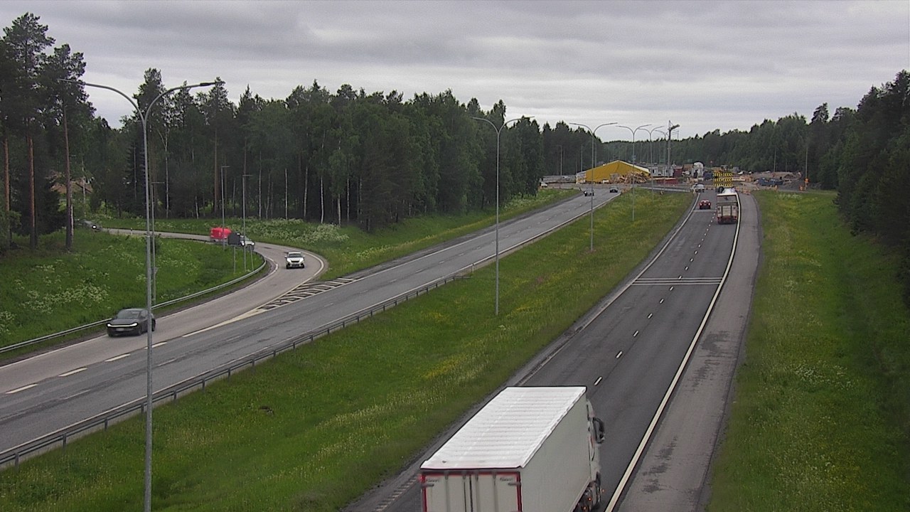 Weather Camera Image Väg 4 Oleåborg, Pateniemi, Oulu, Pohjois-Pohjanmaa