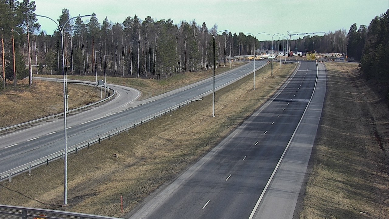 Weather Camera Image Väg 4 Oleåborg, Pateniemi, Oulu, Pohjois-Pohjanmaa