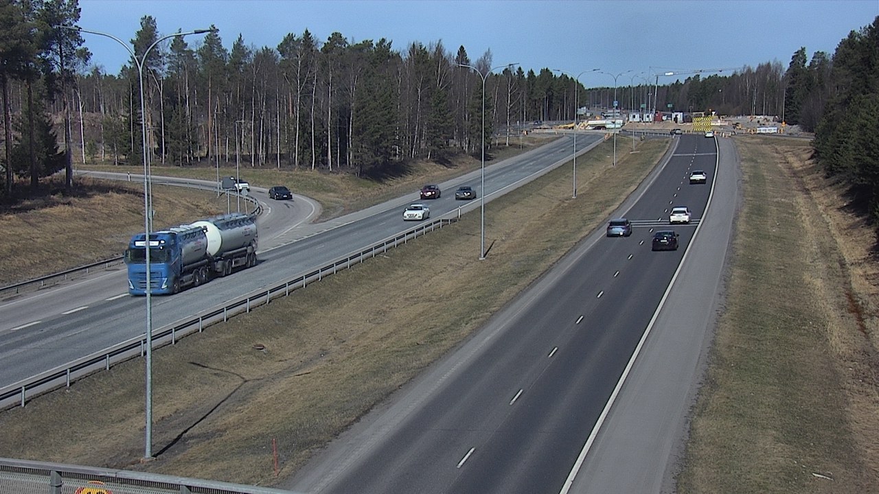 Weather Camera Image Väg 4 Oleåborg, Pateniemi, Oulu, Pohjois-Pohjanmaa