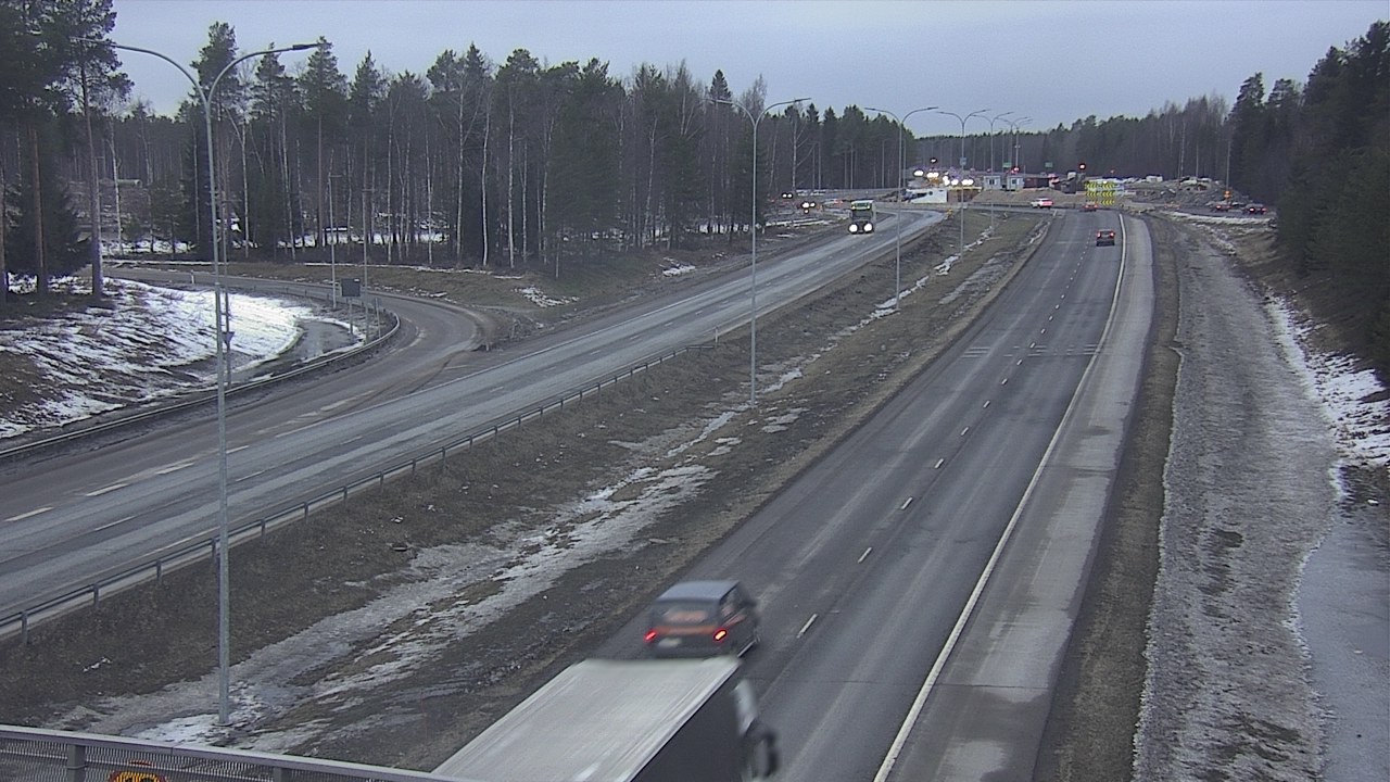 Weather Camera Image Road 4 Oulu, Pateniemi, Oulu, Pohjois-Pohjanmaa