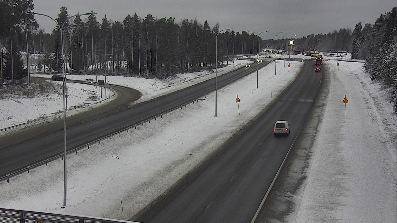 Weather Camera Image Väg 4 Oleåborg, Pateniemi, Oulu, Pohjois-Pohjanmaa
