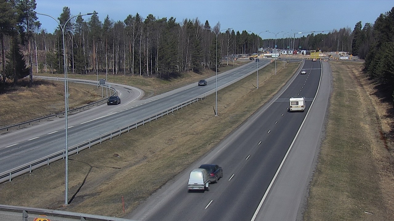 Weather Camera Image Väg 4 Oleåborg, Pateniemi, Oulu, Pohjois-Pohjanmaa