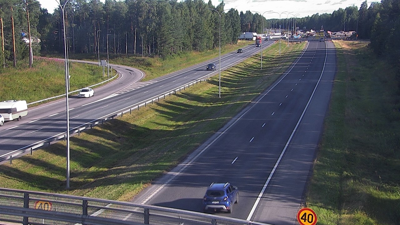 Weather Camera Image Road 4 Oulu, Pateniemi, Oulu, Pohjois-Pohjanmaa