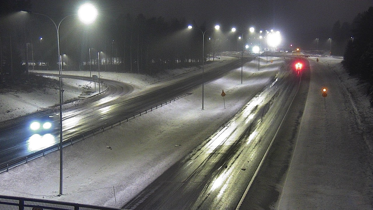 Weather Camera Image Väg 4 Oleåborg, Pateniemi, Oulu, Pohjois-Pohjanmaa
