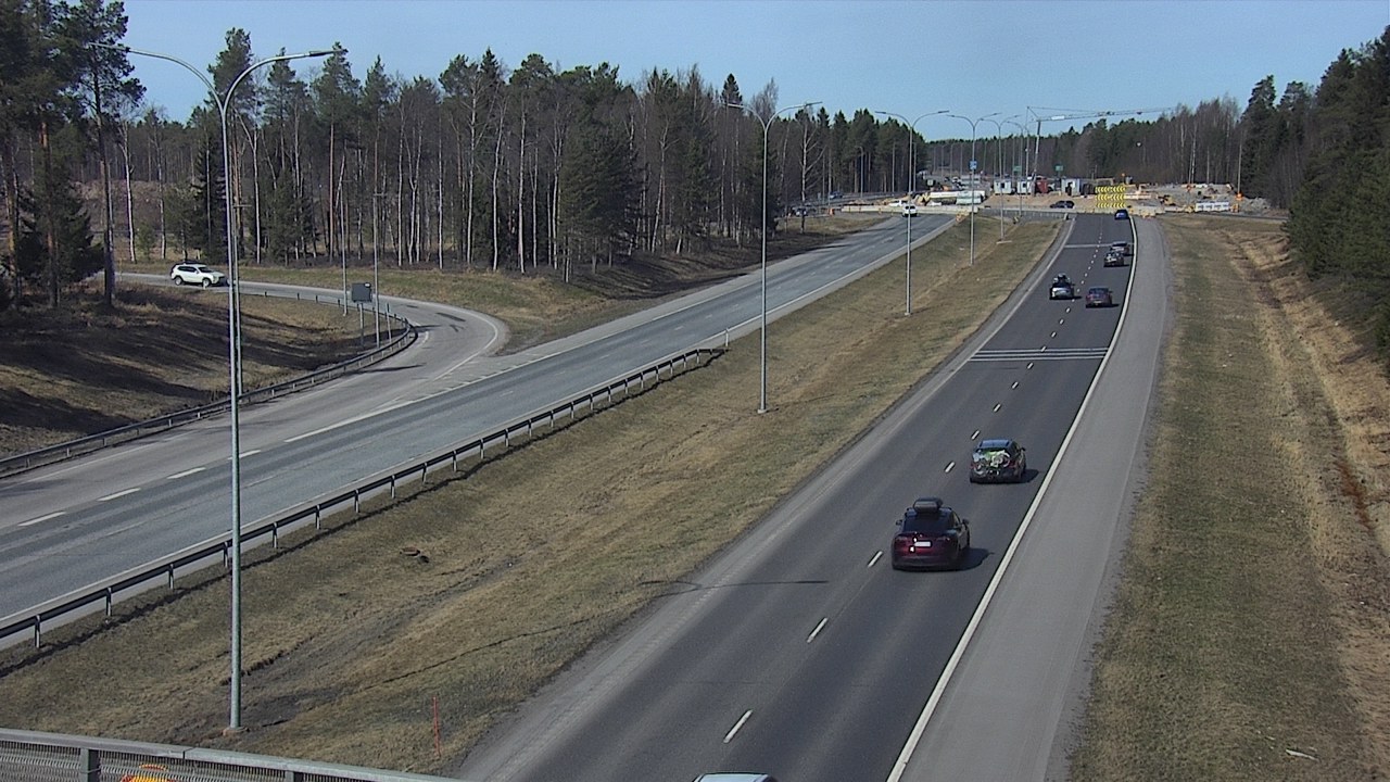 Weather Camera Image Väg 4 Oleåborg, Pateniemi, Oulu, Pohjois-Pohjanmaa
