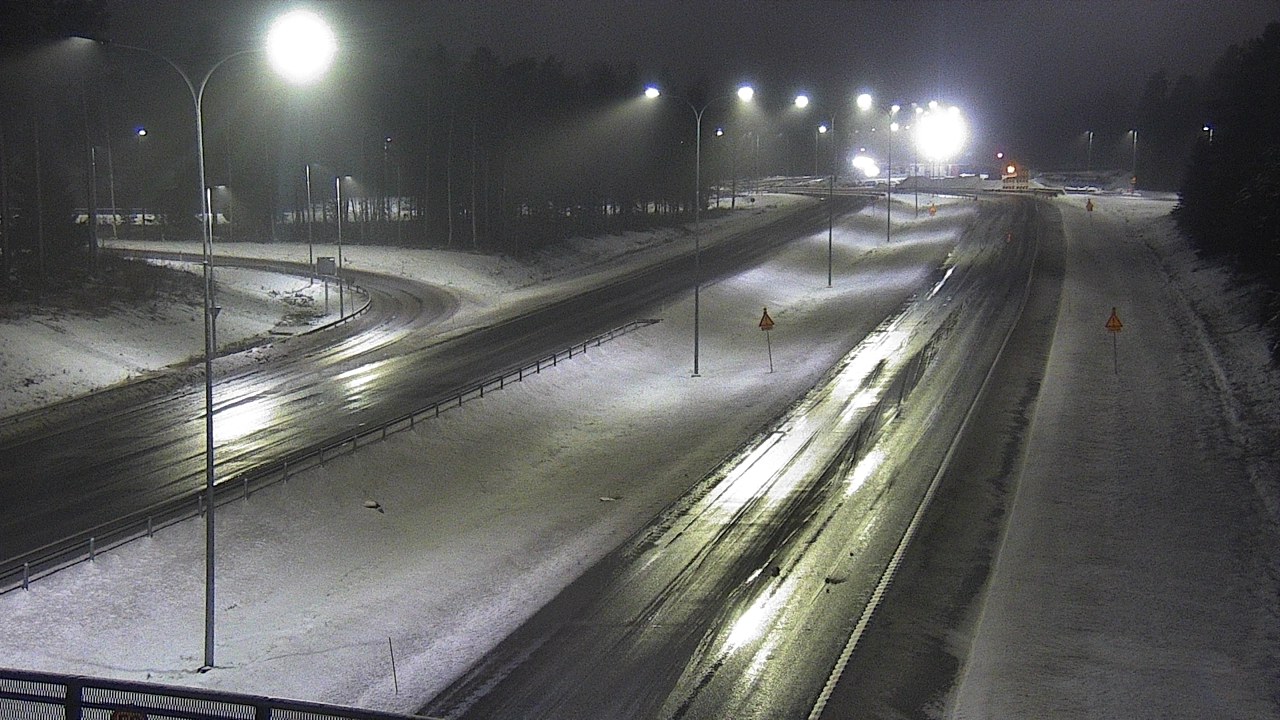 Weather Camera Image Väg 4 Oleåborg, Pateniemi, Oulu, Pohjois-Pohjanmaa