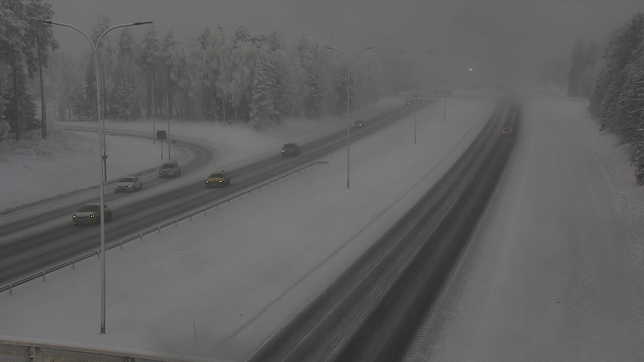 Weather Camera Image Road 4 Oulu, Pateniemi, Oulu, Pohjois-Pohjanmaa