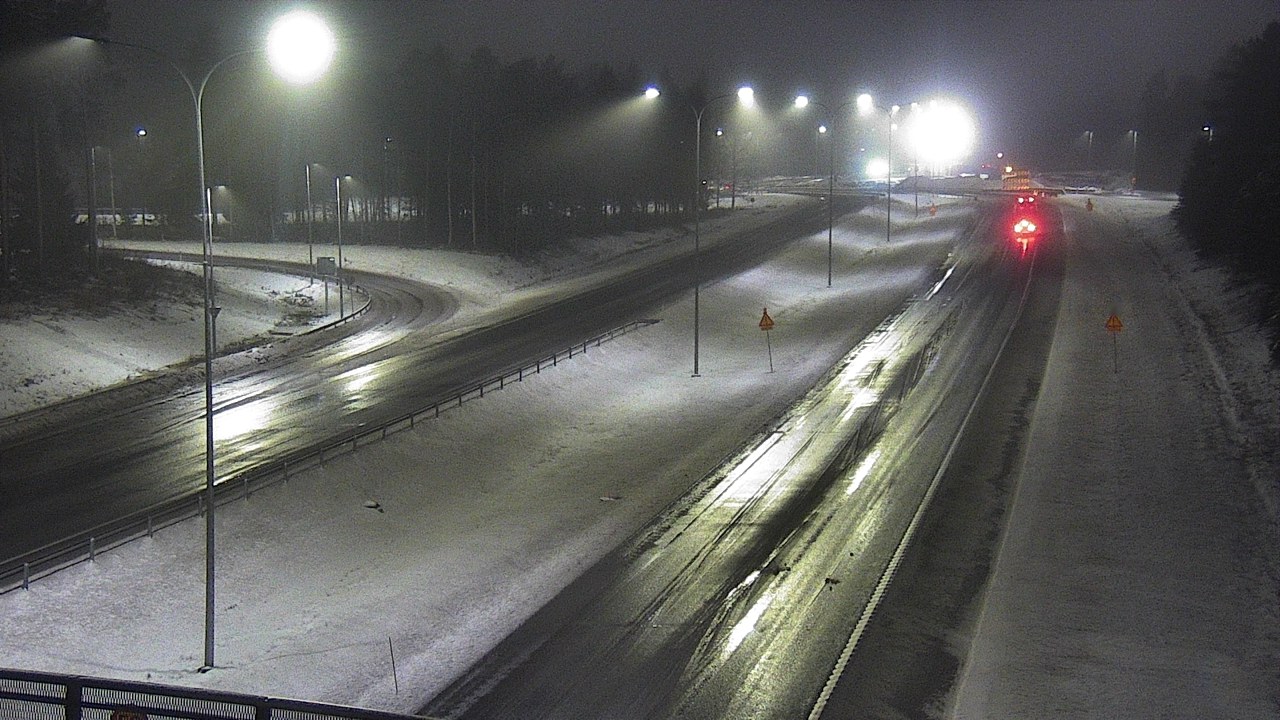 Weather Camera Image Väg 4 Oleåborg, Pateniemi, Oulu, Pohjois-Pohjanmaa