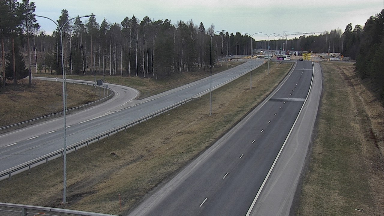 Weather Camera Image Väg 4 Oleåborg, Pateniemi, Oulu, Pohjois-Pohjanmaa