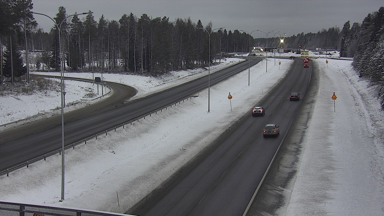 Weather Camera Image Väg 4 Oleåborg, Pateniemi, Oulu, Pohjois-Pohjanmaa