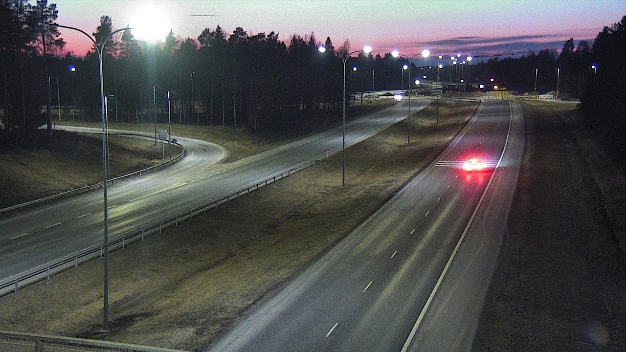 Weather Camera Image Väg 4 Oleåborg, Pateniemi, Oulu, Pohjois-Pohjanmaa
