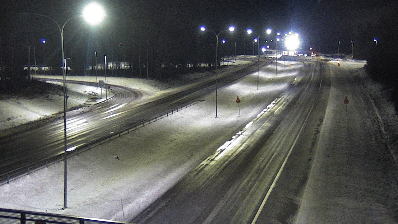 Weather Camera Image Väg 4 Oleåborg, Pateniemi, Oulu, Pohjois-Pohjanmaa