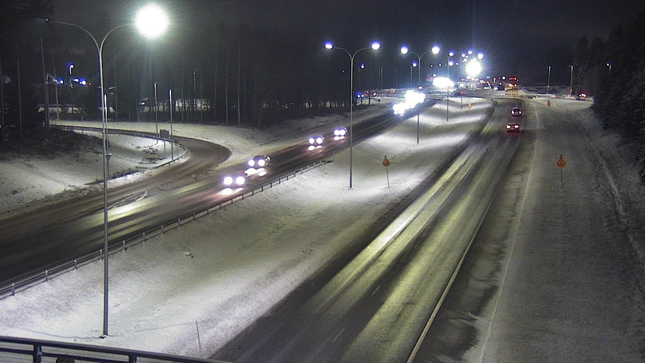 Weather Camera Image Väg 4 Oleåborg, Pateniemi, Oulu, Pohjois-Pohjanmaa
