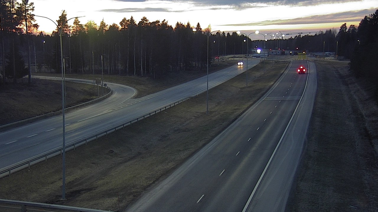 Weather Camera Image Väg 4 Oleåborg, Pateniemi, Oulu, Pohjois-Pohjanmaa