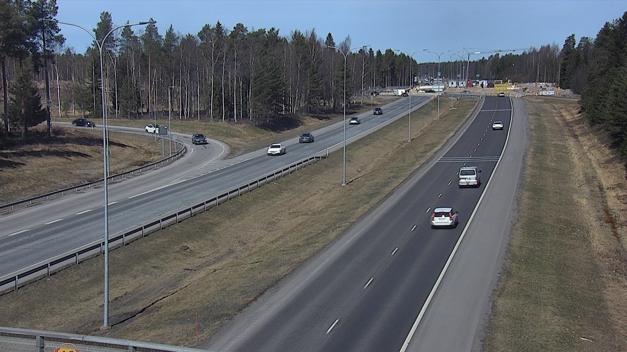 Weather Camera Image Väg 4 Oleåborg, Pateniemi, Oulu, Pohjois-Pohjanmaa