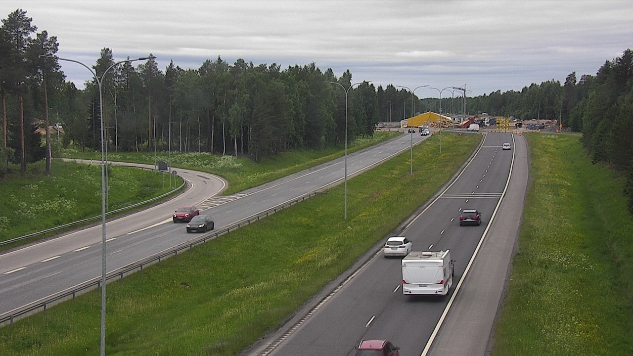Weather Camera Image Väg 4 Oleåborg, Pateniemi, Oulu, Pohjois-Pohjanmaa