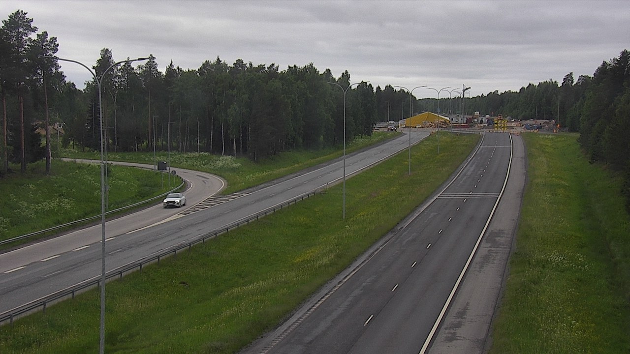 Weather Camera Image Väg 4 Oleåborg, Pateniemi, Oulu, Pohjois-Pohjanmaa