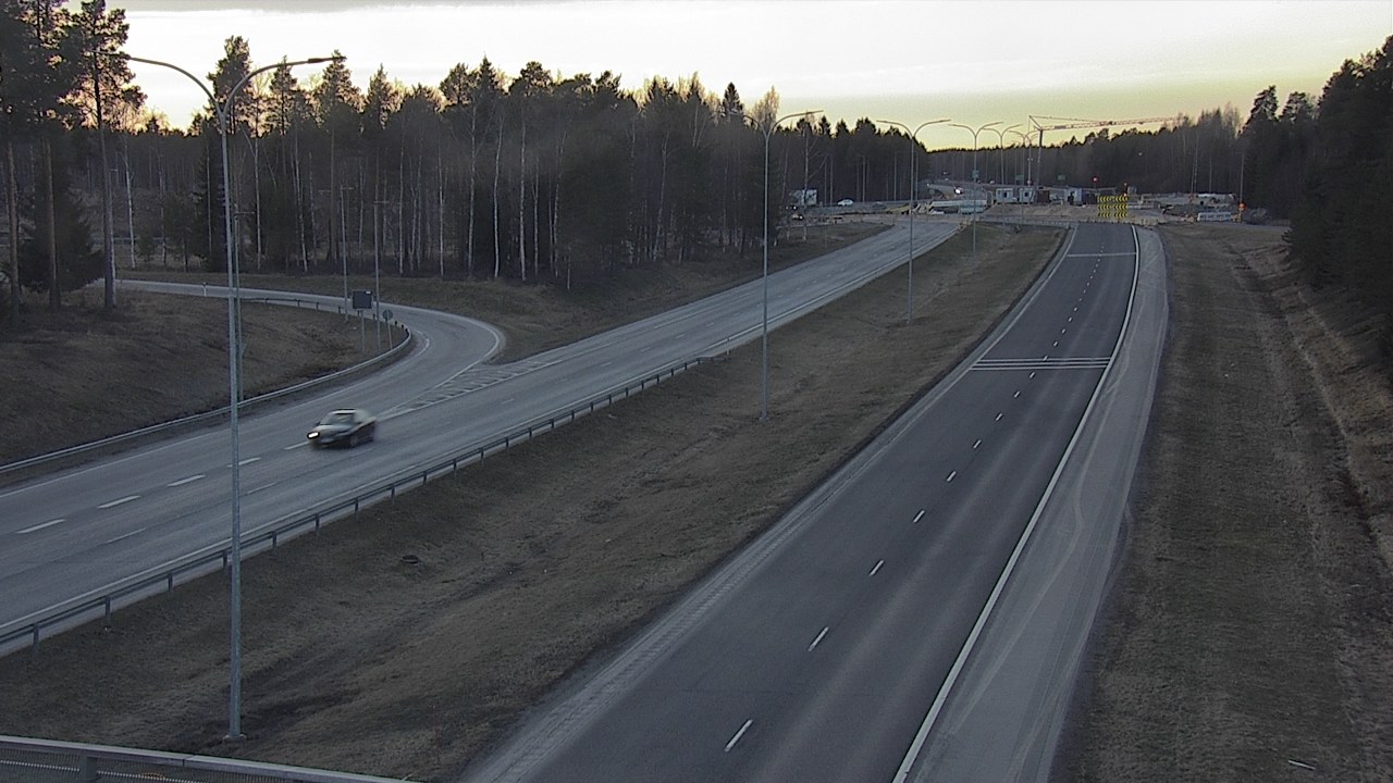 Weather Camera Image Väg 4 Oleåborg, Pateniemi, Oulu, Pohjois-Pohjanmaa