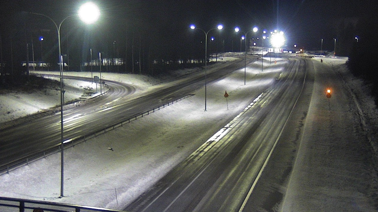 Weather Camera Image Väg 4 Oleåborg, Pateniemi, Oulu, Pohjois-Pohjanmaa