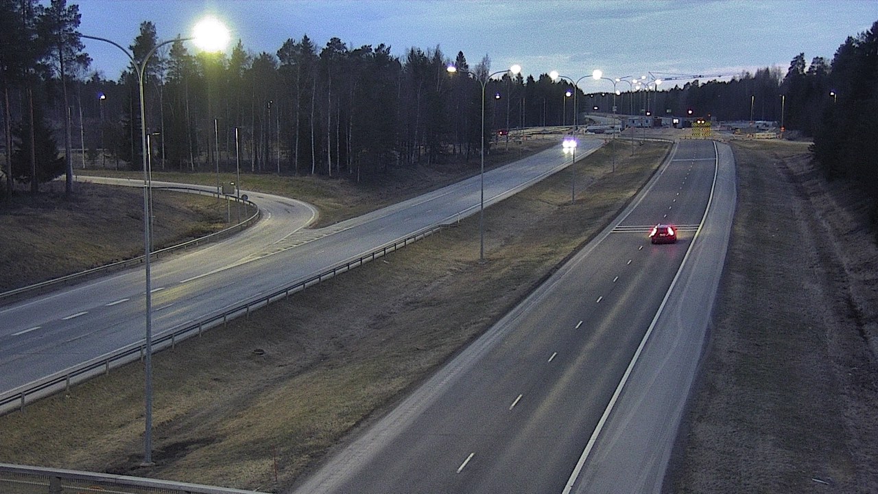 Weather Camera Image Väg 4 Oleåborg, Pateniemi, Oulu, Pohjois-Pohjanmaa
