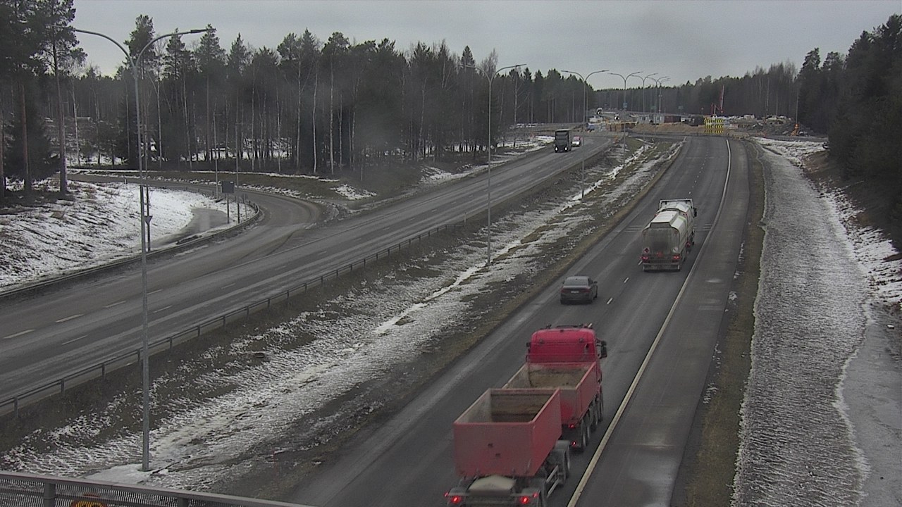 Weather Camera Image Väg 4 Oleåborg, Pateniemi, Oulu, Pohjois-Pohjanmaa