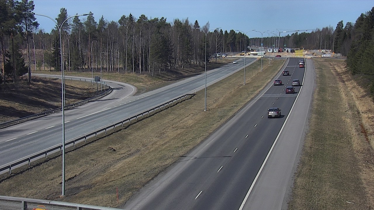 Weather Camera Image Väg 4 Oleåborg, Pateniemi, Oulu, Pohjois-Pohjanmaa