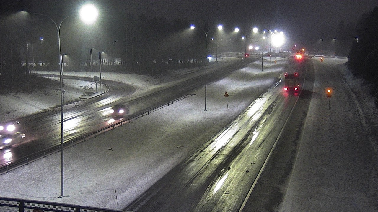 Weather Camera Image Väg 4 Oleåborg, Pateniemi, Oulu, Pohjois-Pohjanmaa