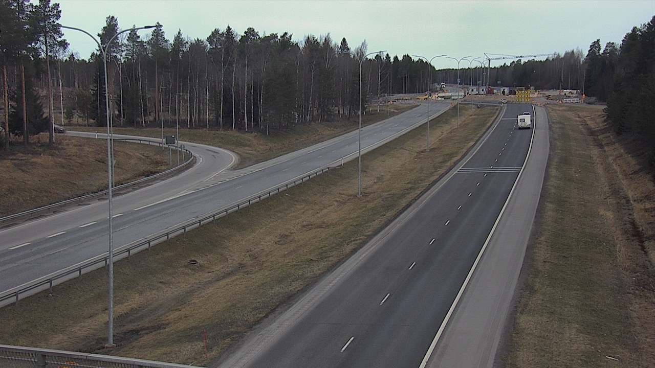 Weather Camera Image Väg 4 Oleåborg, Pateniemi, Oulu, Pohjois-Pohjanmaa