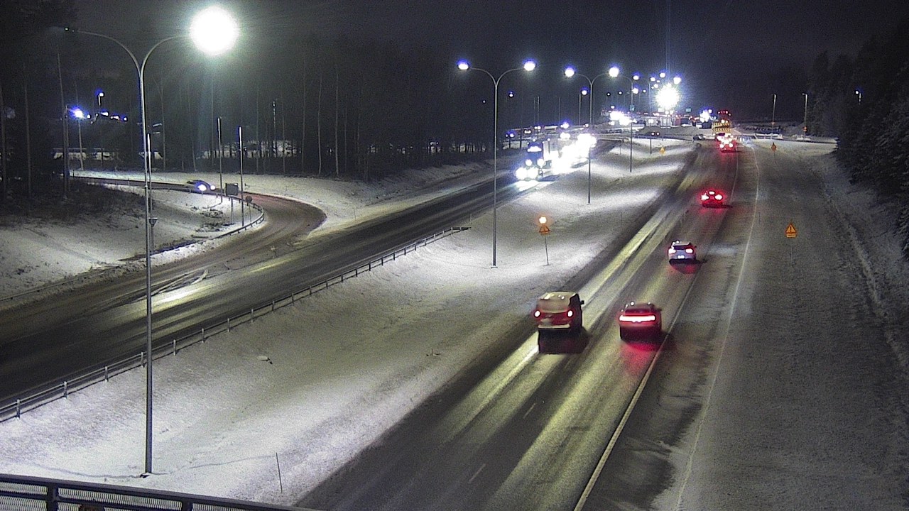Weather Camera Image Väg 4 Oleåborg, Pateniemi, Oulu, Pohjois-Pohjanmaa