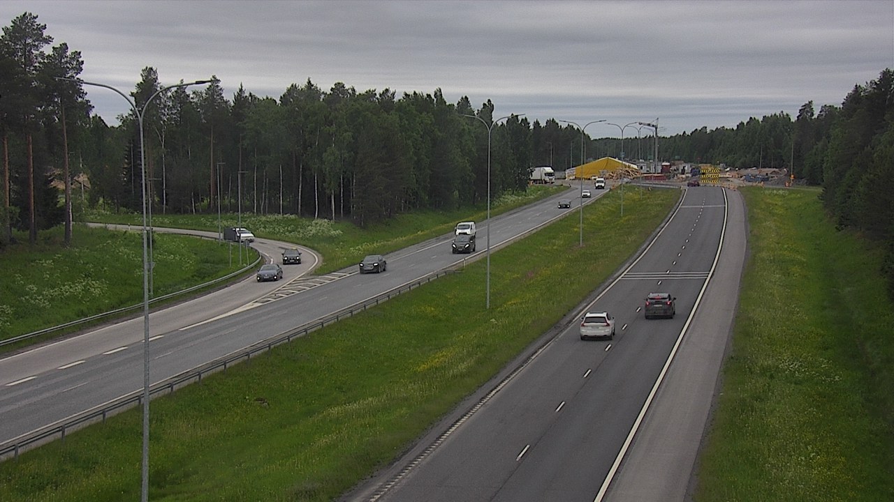 Weather Camera Image Väg 4 Oleåborg, Pateniemi, Oulu, Pohjois-Pohjanmaa