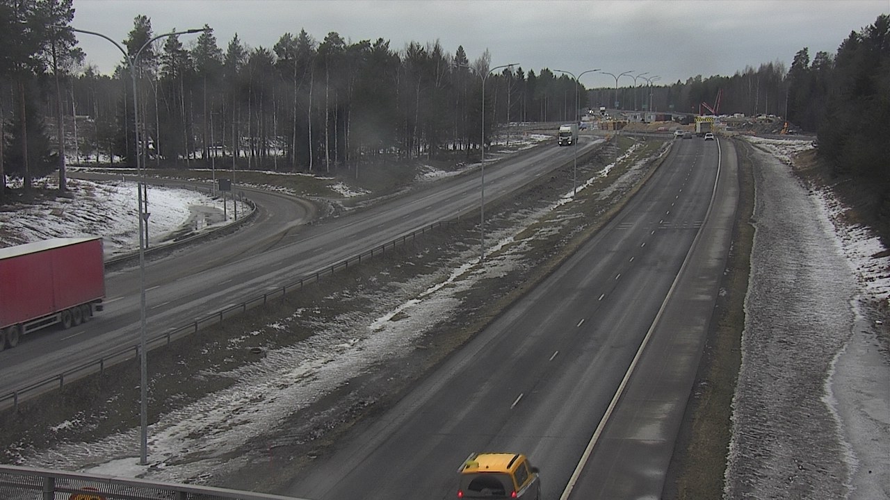 Weather Camera Image Väg 4 Oleåborg, Pateniemi, Oulu, Pohjois-Pohjanmaa