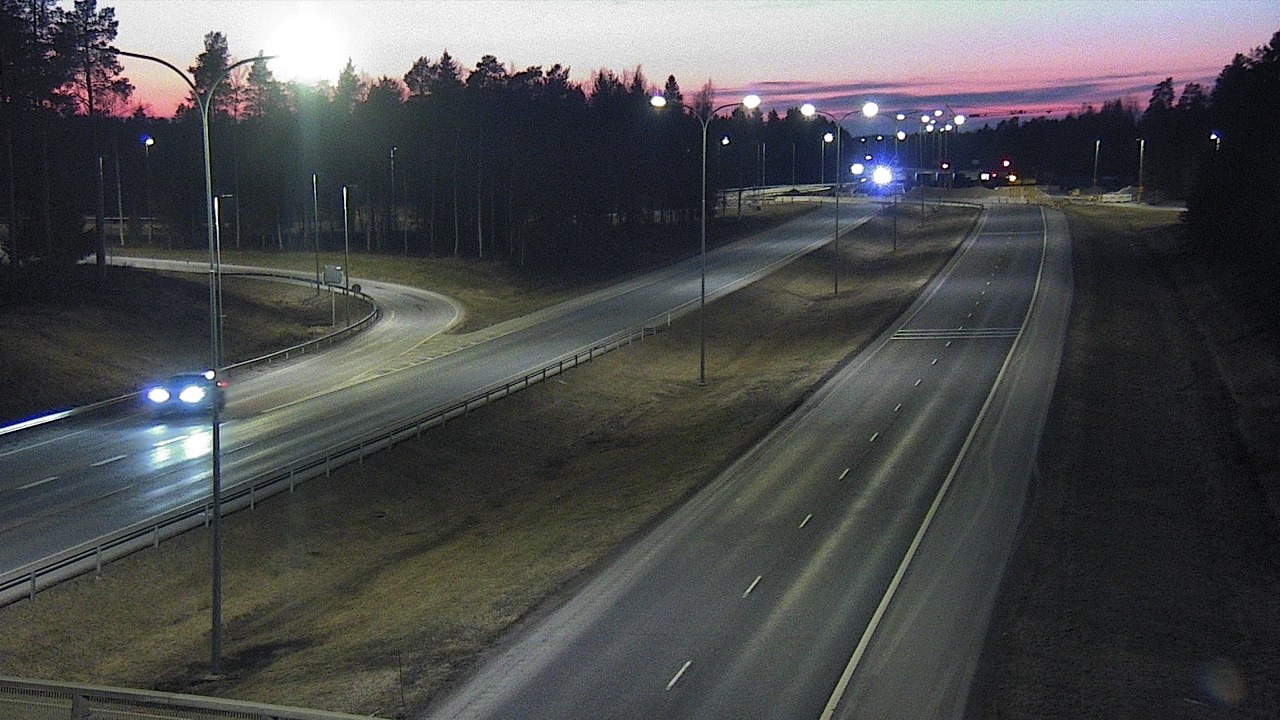 Weather Camera Image Väg 4 Oleåborg, Pateniemi, Oulu, Pohjois-Pohjanmaa