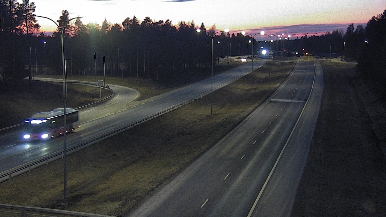 Weather Camera Image Väg 4 Oleåborg, Pateniemi, Oulu, Pohjois-Pohjanmaa