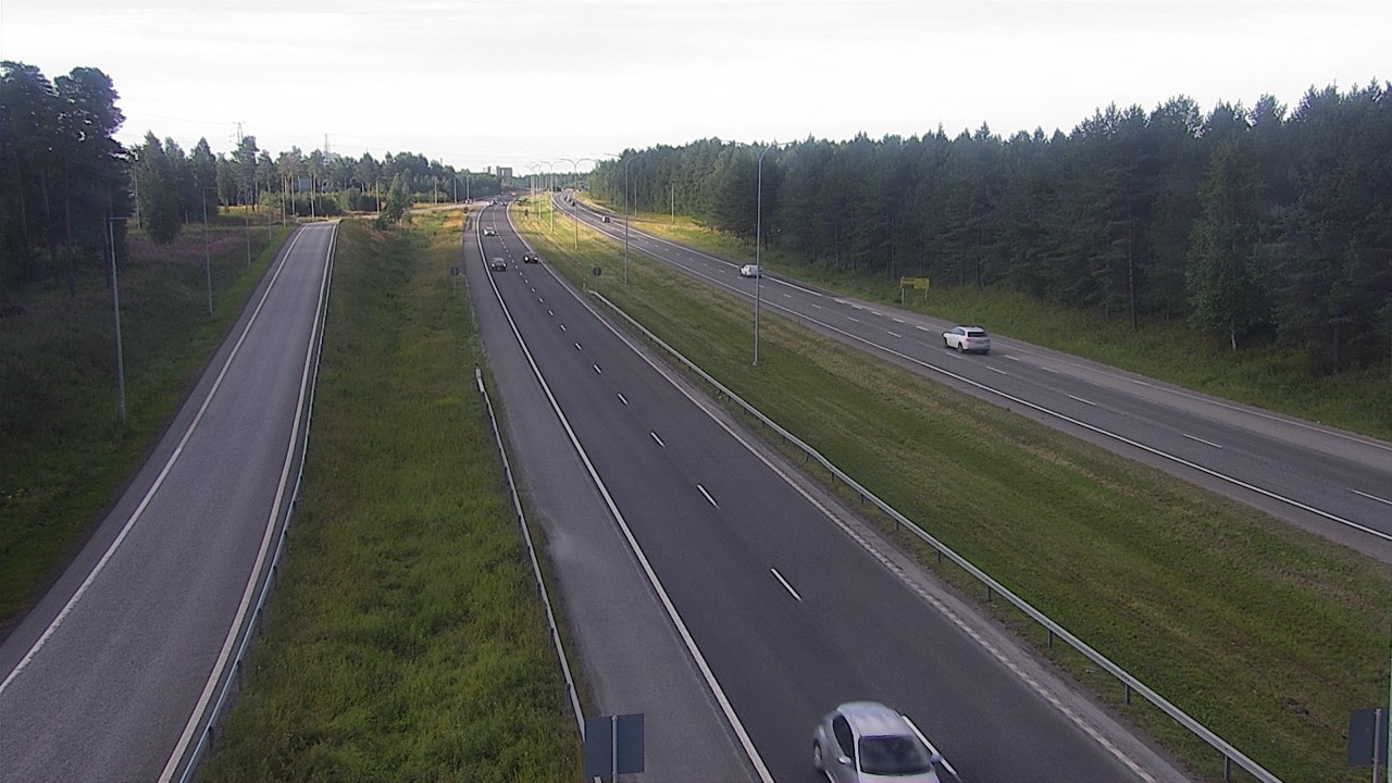 Weather Camera Image Väg 4 Oleåborg, Pateniemi, Oulu, Pohjois-Pohjanmaa