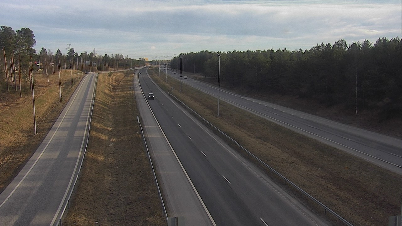 Weather Camera Image Väg 4 Oleåborg, Pateniemi, Oulu, Pohjois-Pohjanmaa