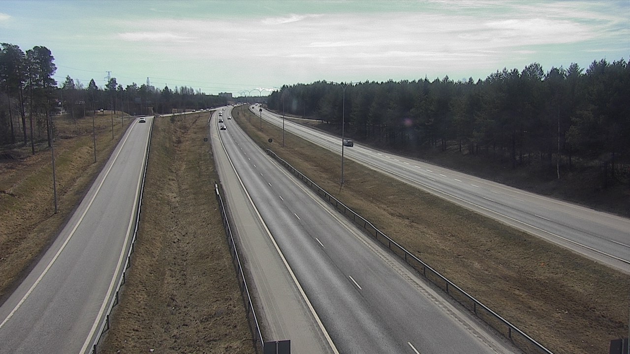 Weather Camera Image Väg 4 Oleåborg, Pateniemi, Oulu, Pohjois-Pohjanmaa