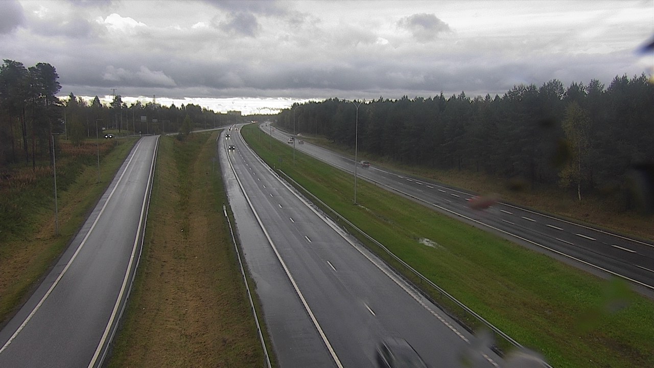 Weather Camera Image Väg 4 Oleåborg, Pateniemi, Oulu, Pohjois-Pohjanmaa