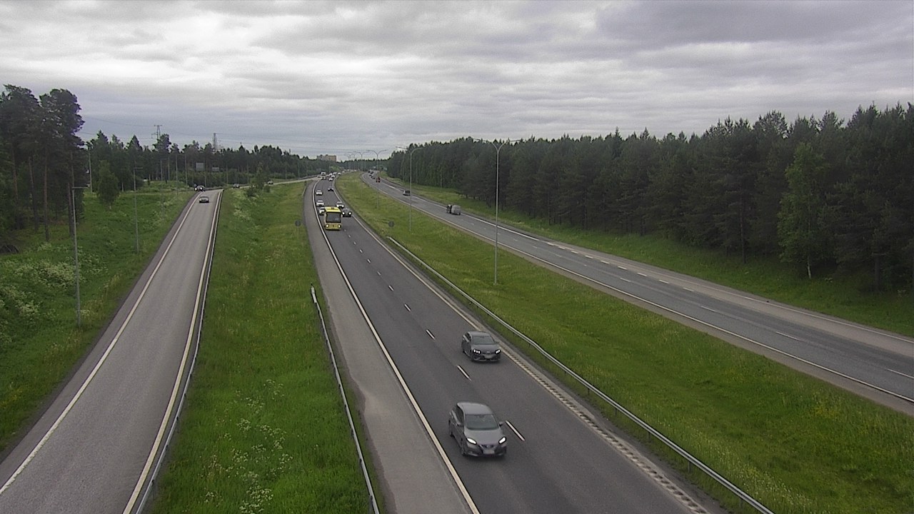 Weather Camera Image Väg 4 Oleåborg, Pateniemi, Oulu, Pohjois-Pohjanmaa