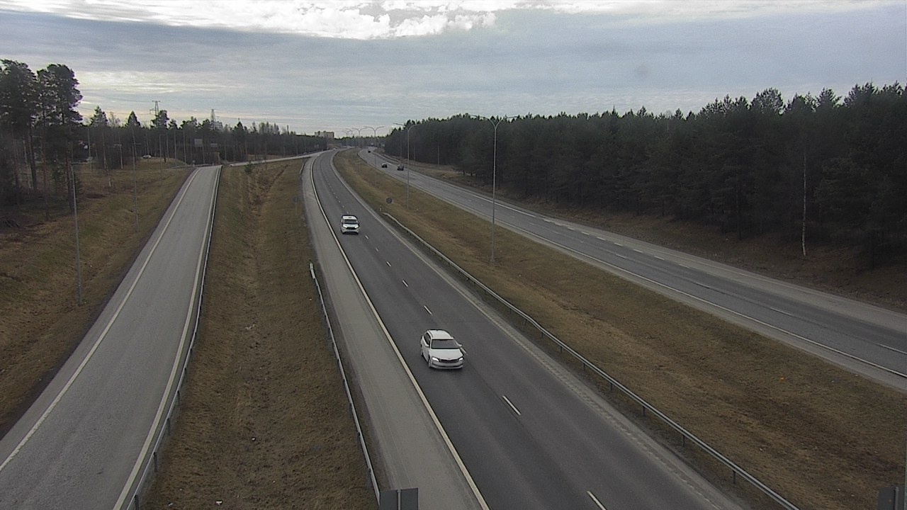 Weather Camera Image Road 4 Oulu, Pateniemi, Oulu, Pohjois-Pohjanmaa