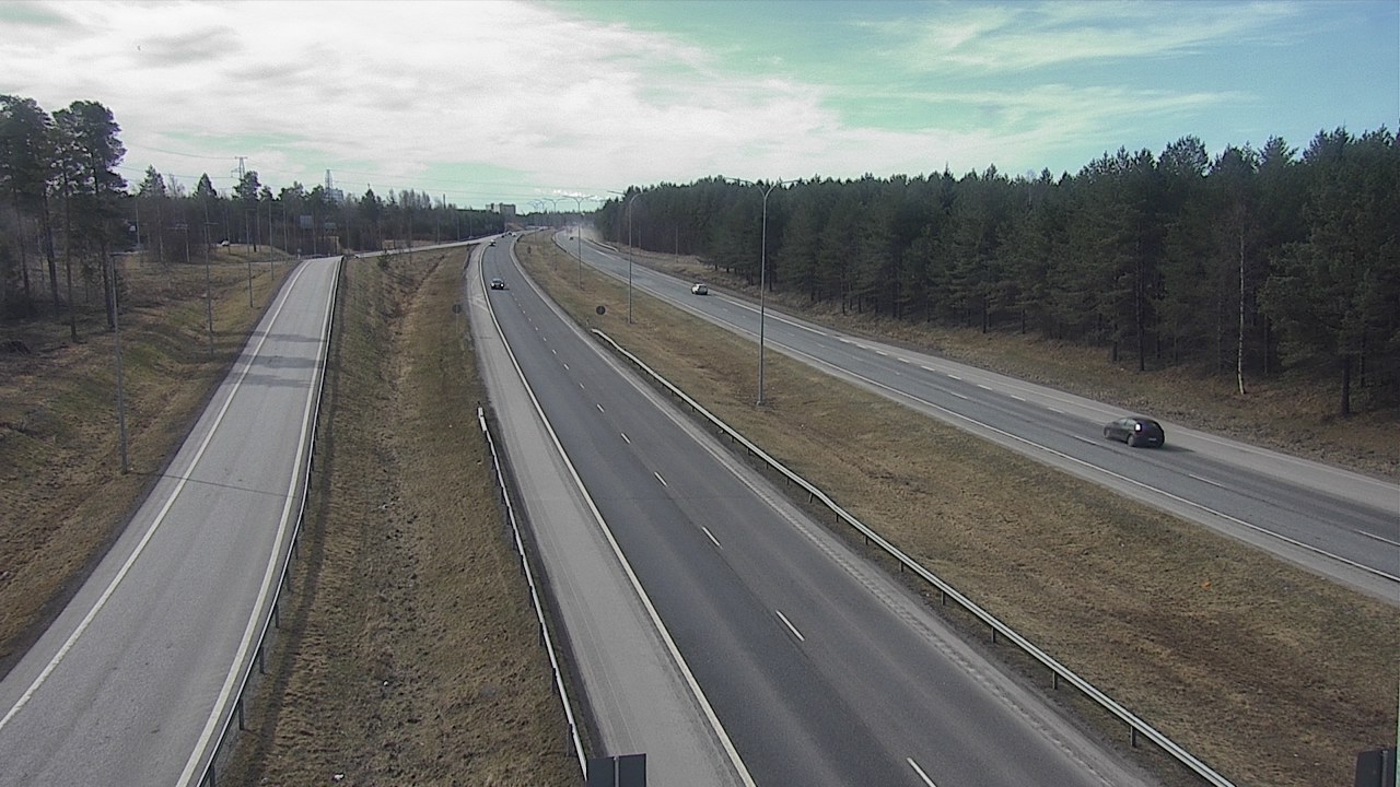 Weather Camera Image Väg 4 Oleåborg, Pateniemi, Oulu, Pohjois-Pohjanmaa