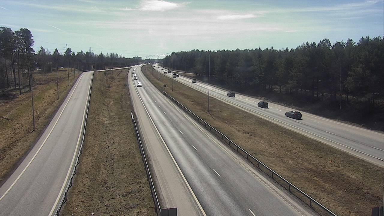 Weather Camera Image Väg 4 Oleåborg, Pateniemi, Oulu, Pohjois-Pohjanmaa