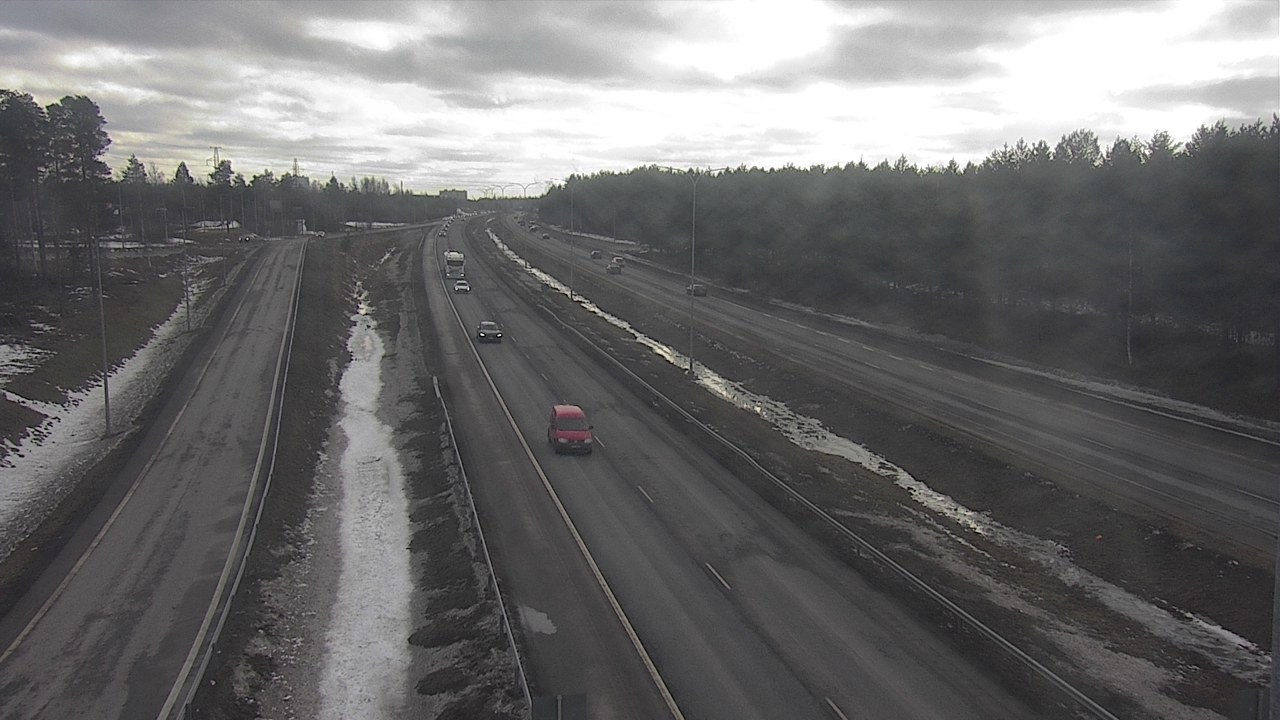 Weather Camera Image Road 4 Oulu, Pateniemi, Oulu, Pohjois-Pohjanmaa