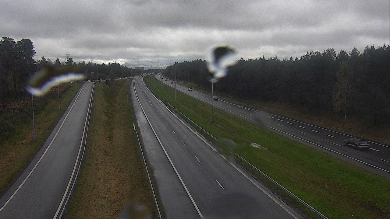 Weather Camera Image Väg 4 Oleåborg, Pateniemi, Oulu, Pohjois-Pohjanmaa