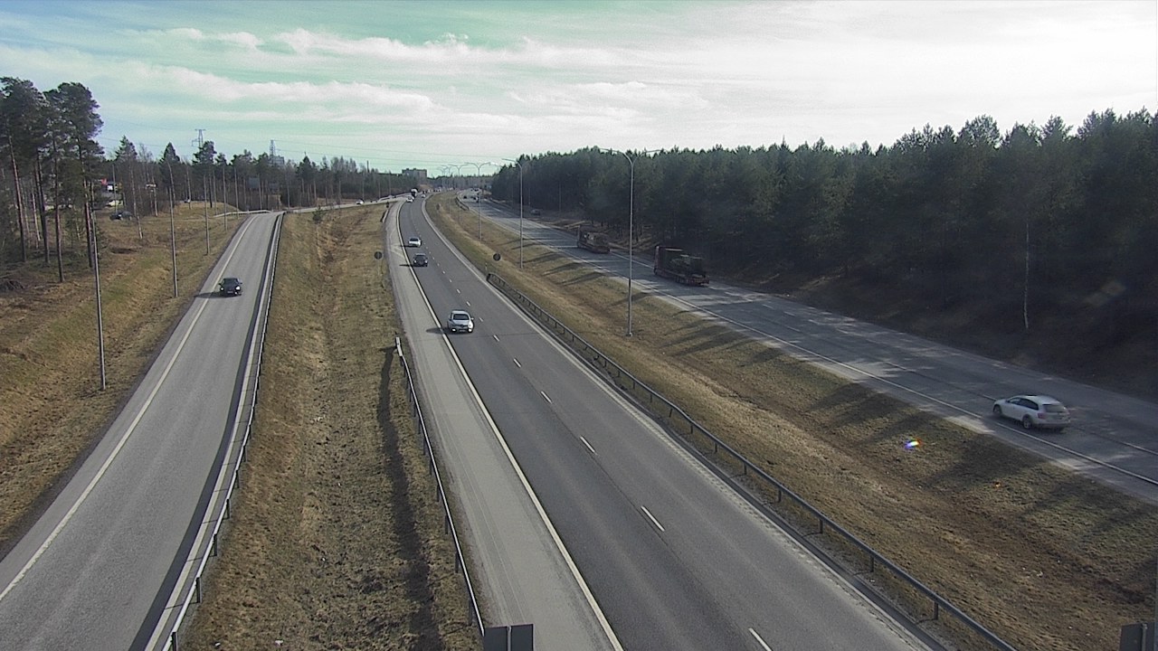 Weather Camera Image Väg 4 Oleåborg, Pateniemi, Oulu, Pohjois-Pohjanmaa