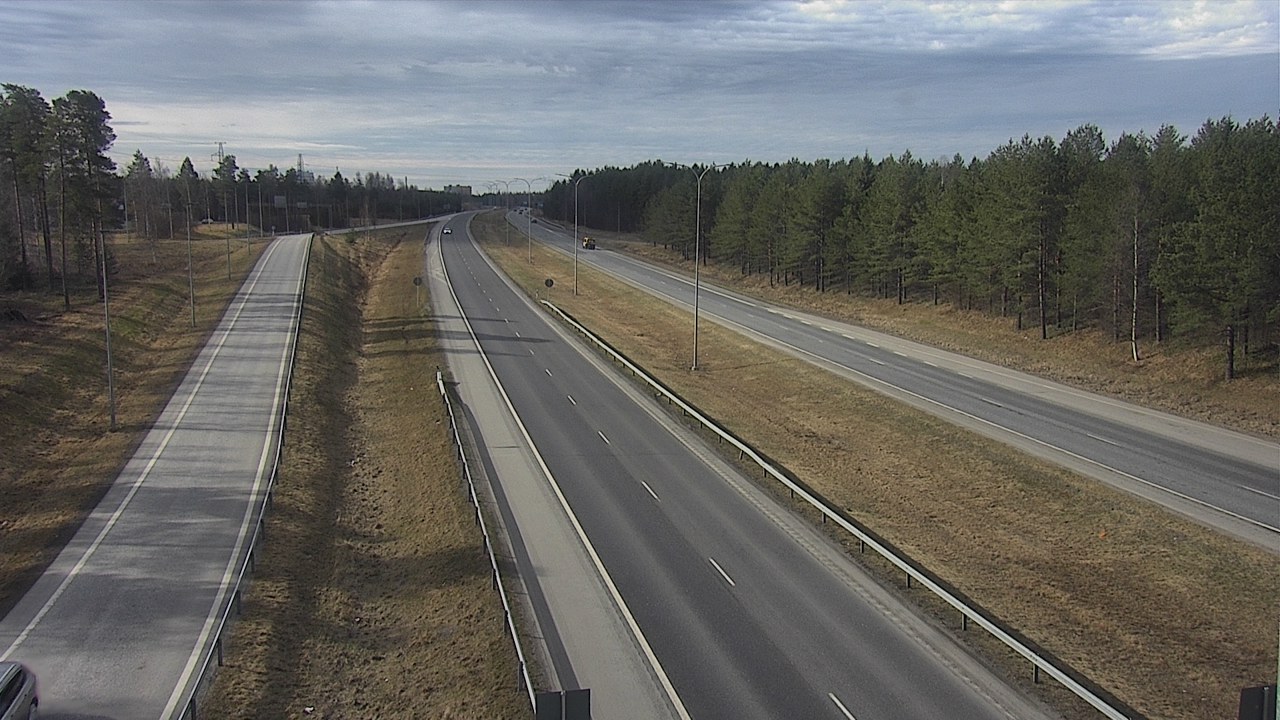 Weather Camera Image Road 4 Oulu, Pateniemi, Oulu, Pohjois-Pohjanmaa