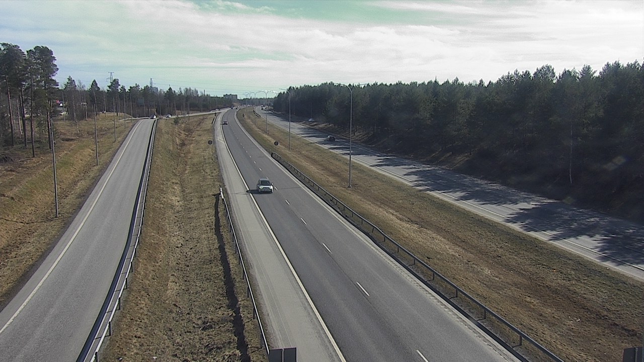 Weather Camera Image Väg 4 Oleåborg, Pateniemi, Oulu, Pohjois-Pohjanmaa