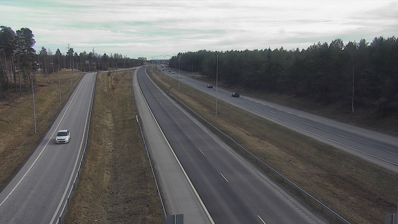 Weather Camera Image Väg 4 Oleåborg, Pateniemi, Oulu, Pohjois-Pohjanmaa