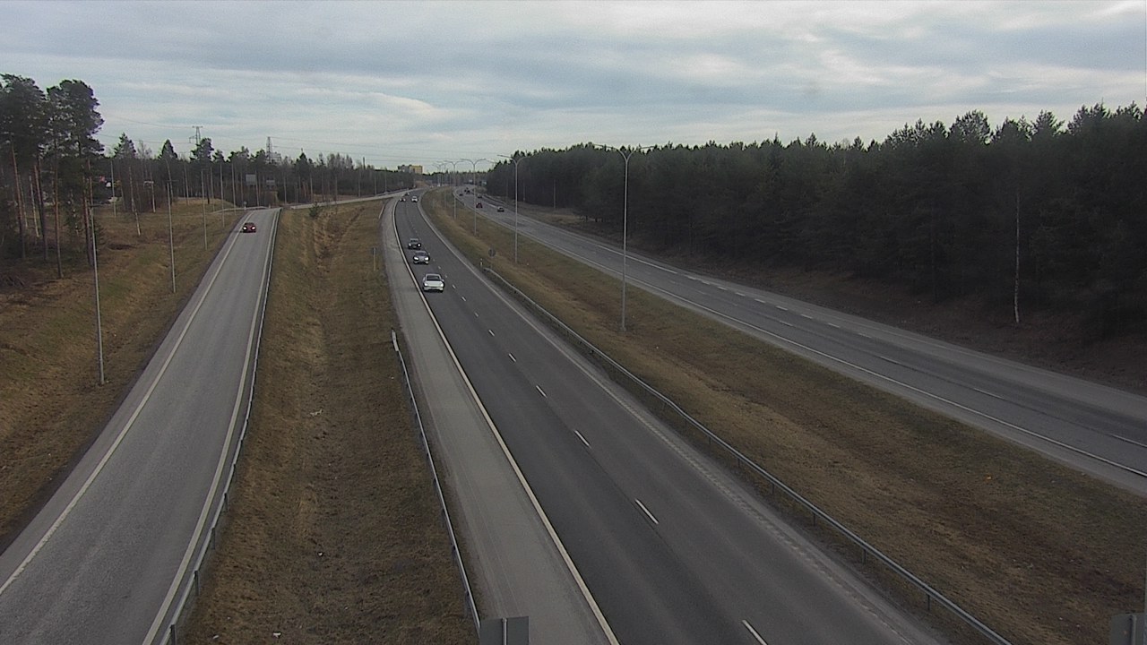 Weather Camera Image Väg 4 Oleåborg, Pateniemi, Oulu, Pohjois-Pohjanmaa