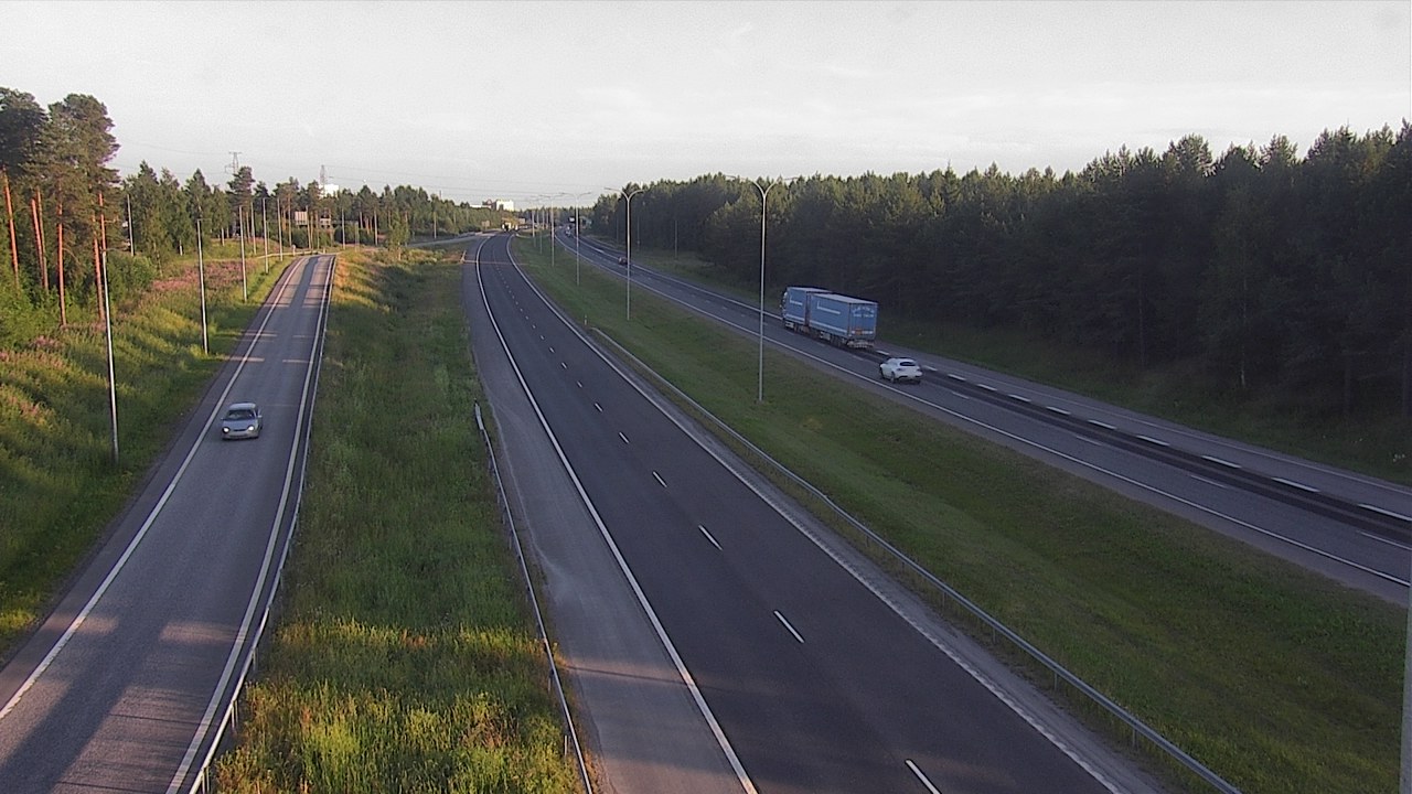 Weather Camera Image Väg 4 Oleåborg, Pateniemi, Oulu, Pohjois-Pohjanmaa