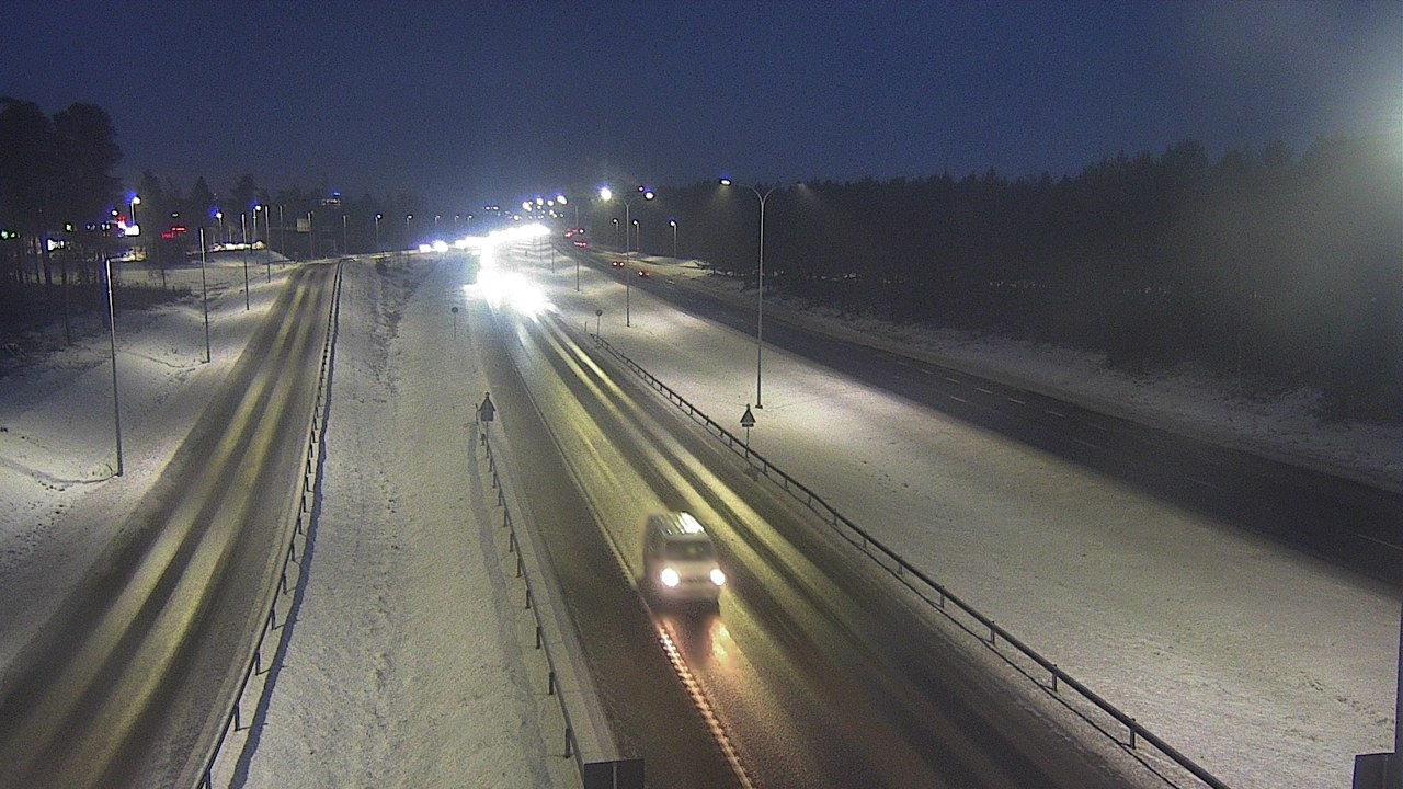 Weather Camera Image Road 4 Oulu, Pateniemi, Oulu, Pohjois-Pohjanmaa